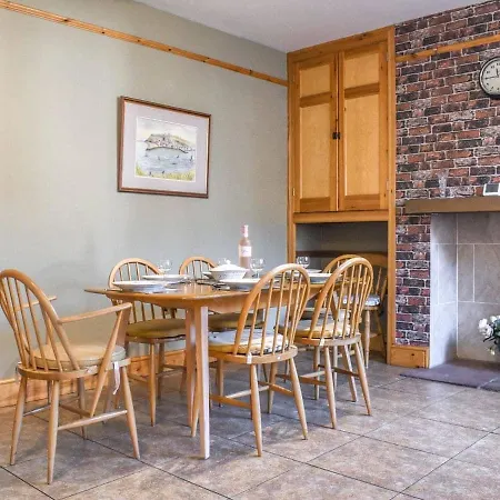 Railway Sleepers Σπίτι διακοπών Γουίτμπι