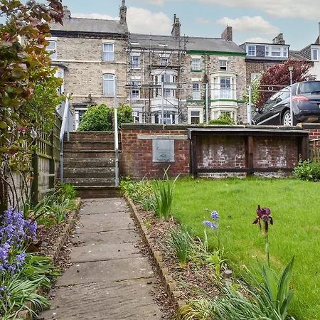 Railway Sleepers Γουίτμπι